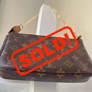 authentic Louis Vuitton Pochette Monogram handbag